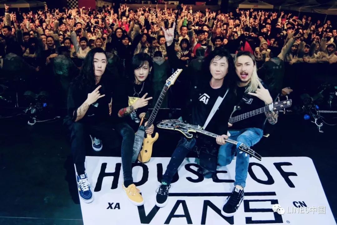 LINE 6代言人郁乐队轰“噪” House Of Vans 音乐节！